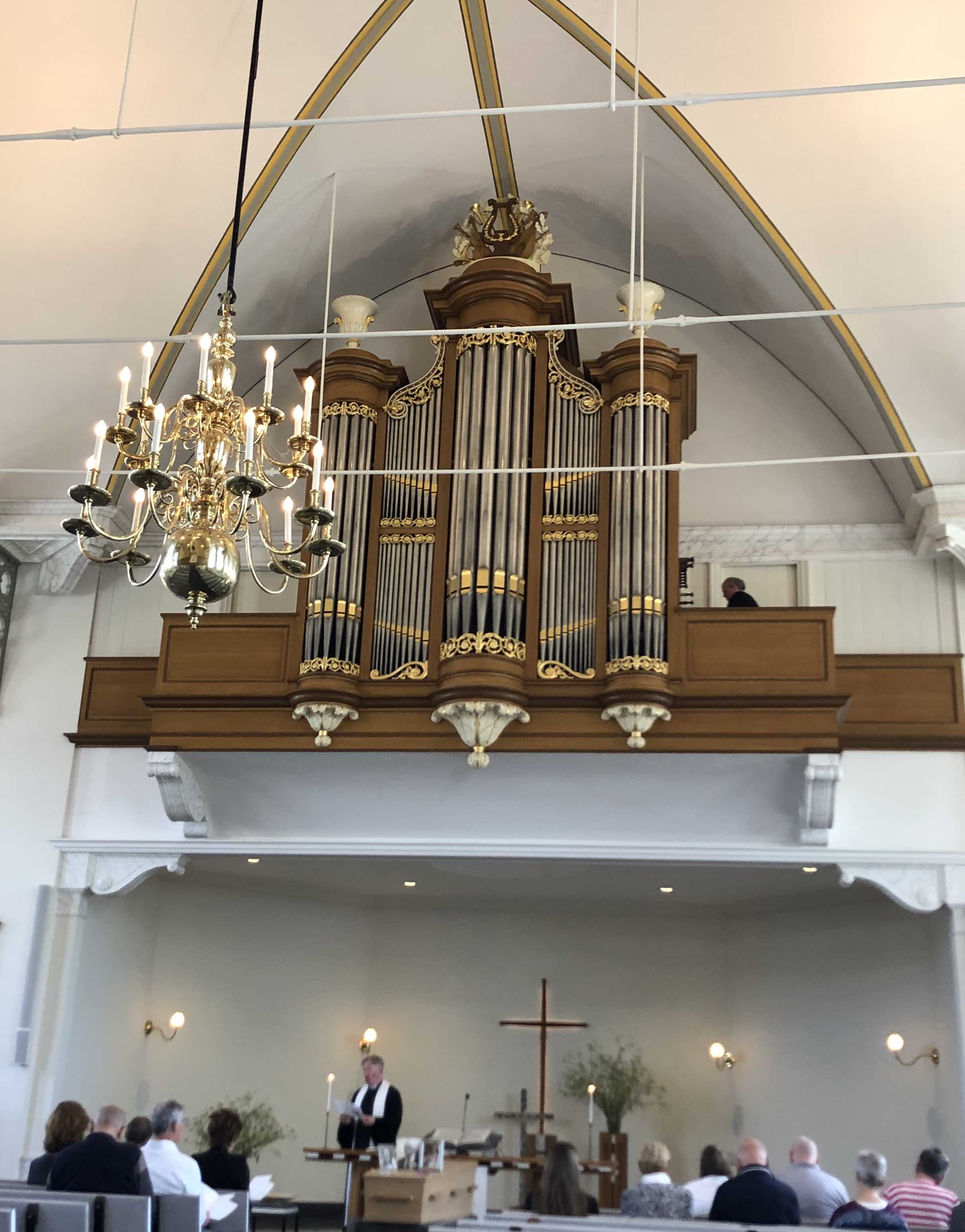 Kerk begrafenis kruis orgel dominee Vinkeveen